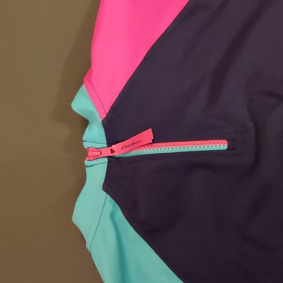 Girl's Eddie Bauer rash guard swim top - Picture 6 of 7